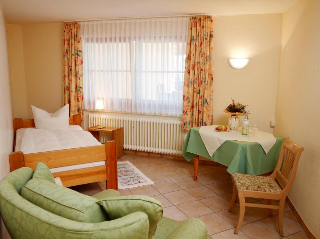 Hotel Haus Kylltal Zendscheid الغرفة الصورة